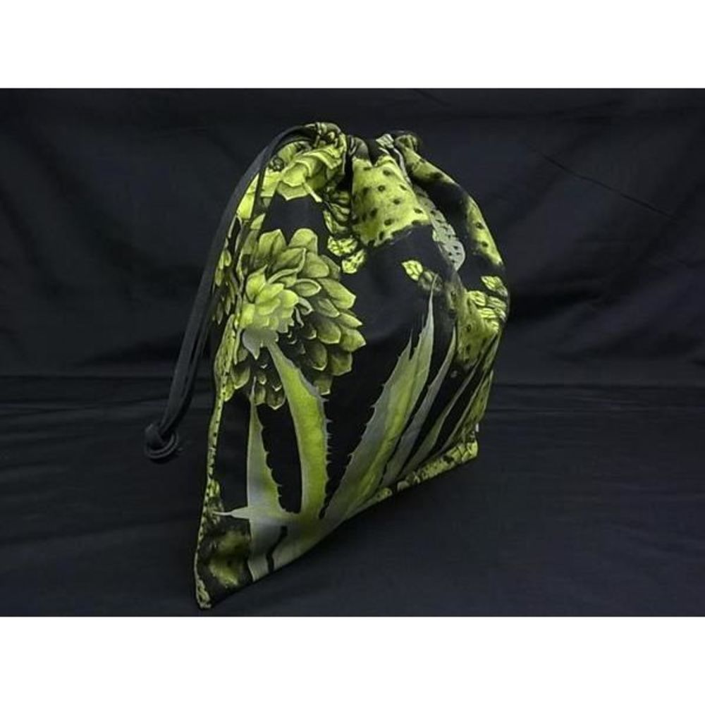 Loewe Drawstring Shape Multi-Case Small Bag Green… - image 2